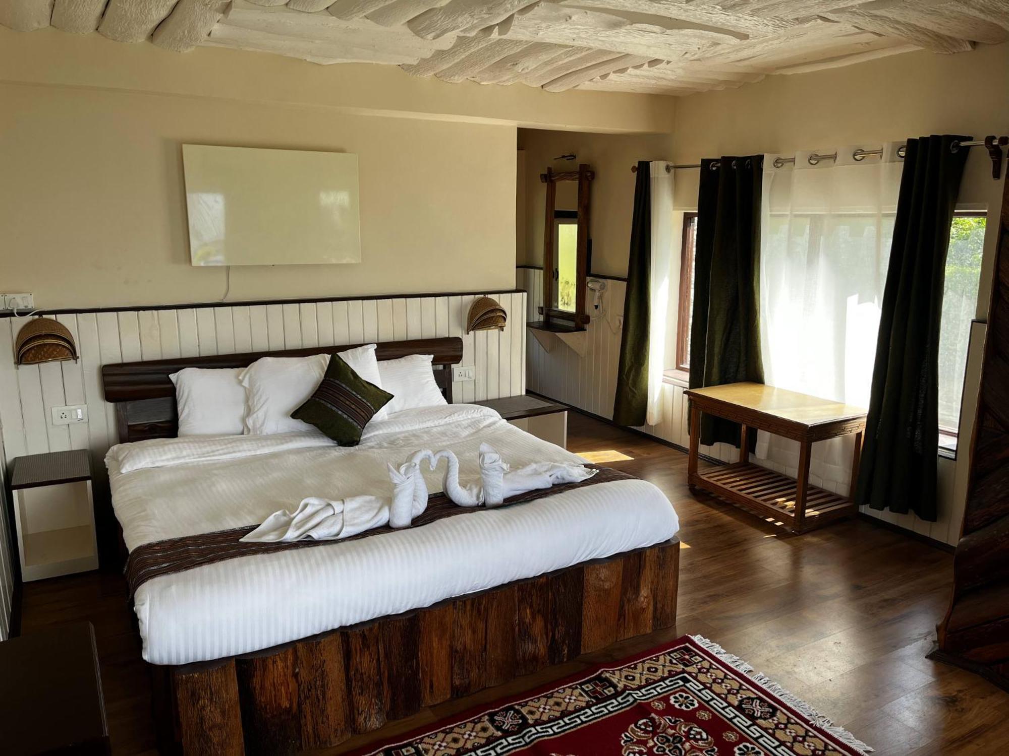 The Nettle And Fern Farmstay Пеллинг Экстерьер фото